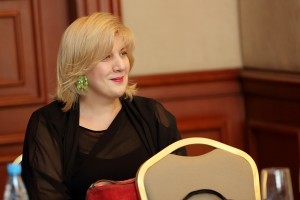 Dunja_Mijatovic.listening